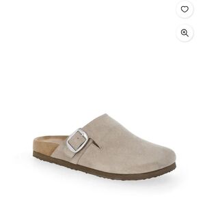 BARELY USED- Sand Brown Clogs